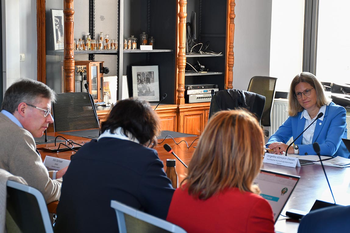 Cet échange a permis à différents acteurs de participer à des discussions constructives et d’échanger autour de thématiques communes.