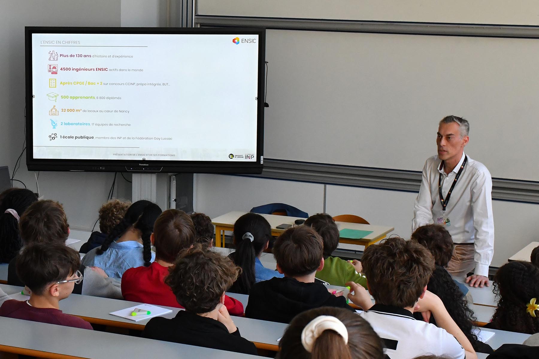 Présentation de l'ENSIC aux collégiens.