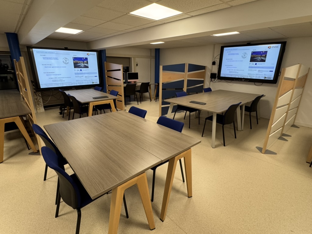 Salle E202 - Projets